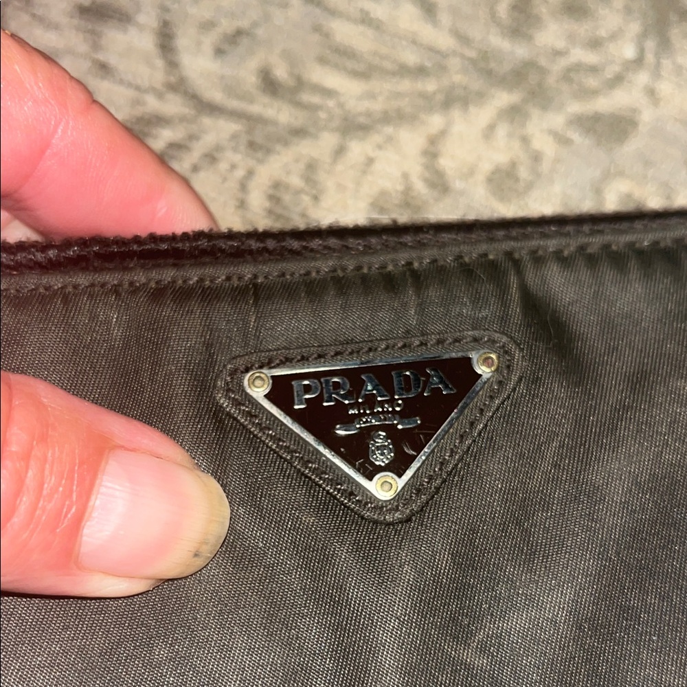 Prada Wallet - Picture 3 of 6